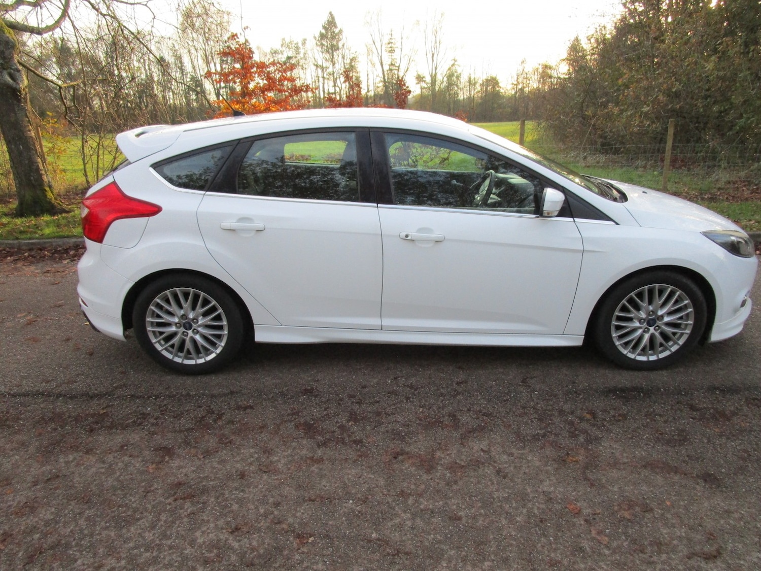 Used Ford Focus 2014 for sale - 76186763: Photo 3
