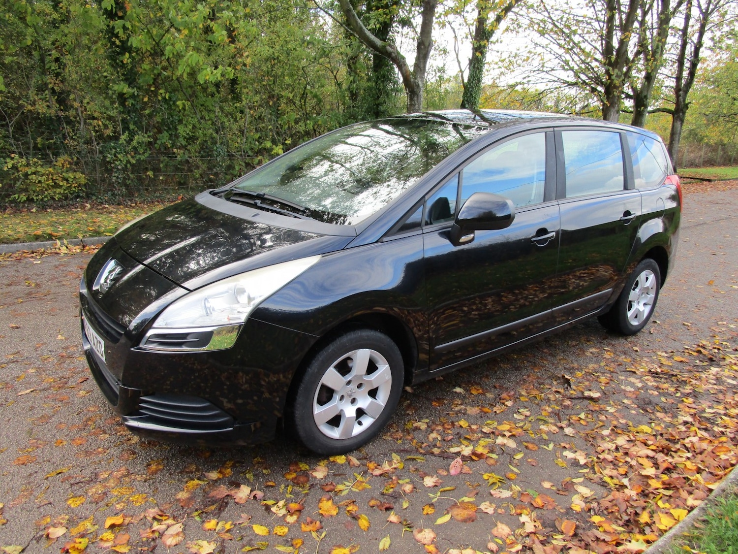 Used Peugeot 5008 2013 for sale - 76347213: Photo 8