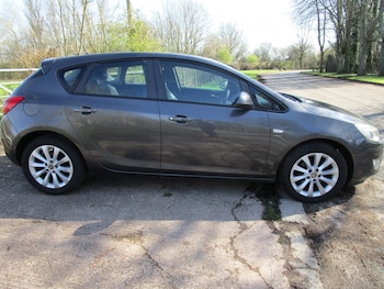 Used Vauxhall Astra 2012 for sale - 77906697: Photo