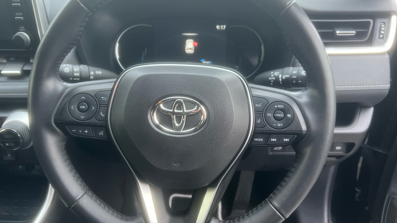 Used Toyota RAV4 2021 for sale - 76859657: Photo 8