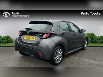 Used Toyota Yaris 2023 for sale - 77474612: Photo