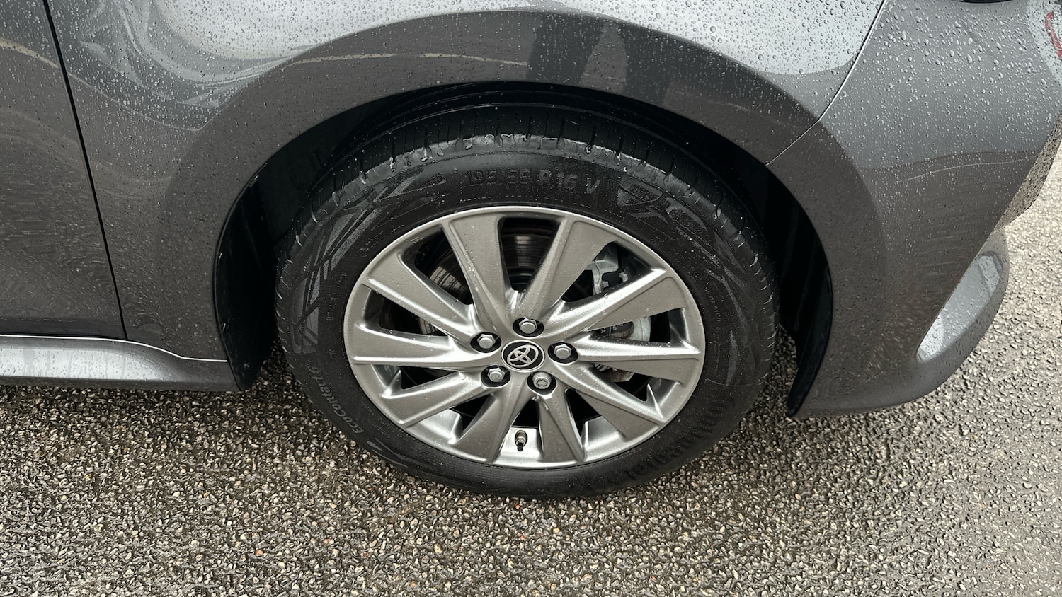 Used Toyota Yaris 2023 for sale - 77474612: Photo 30