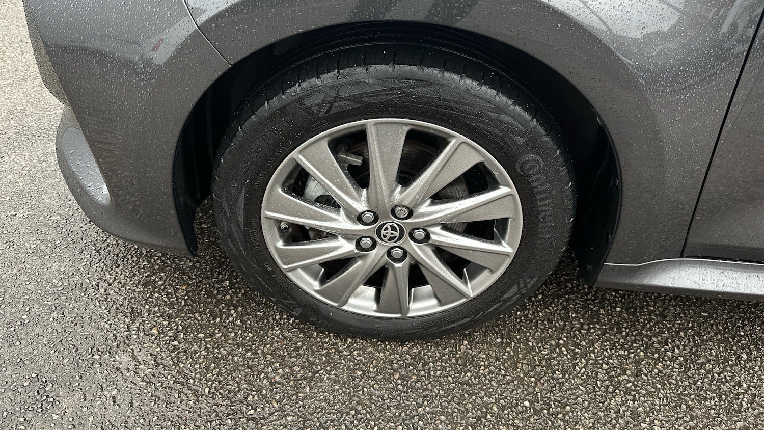 Used Toyota Yaris 2023 for sale - 77474612: Photo 31