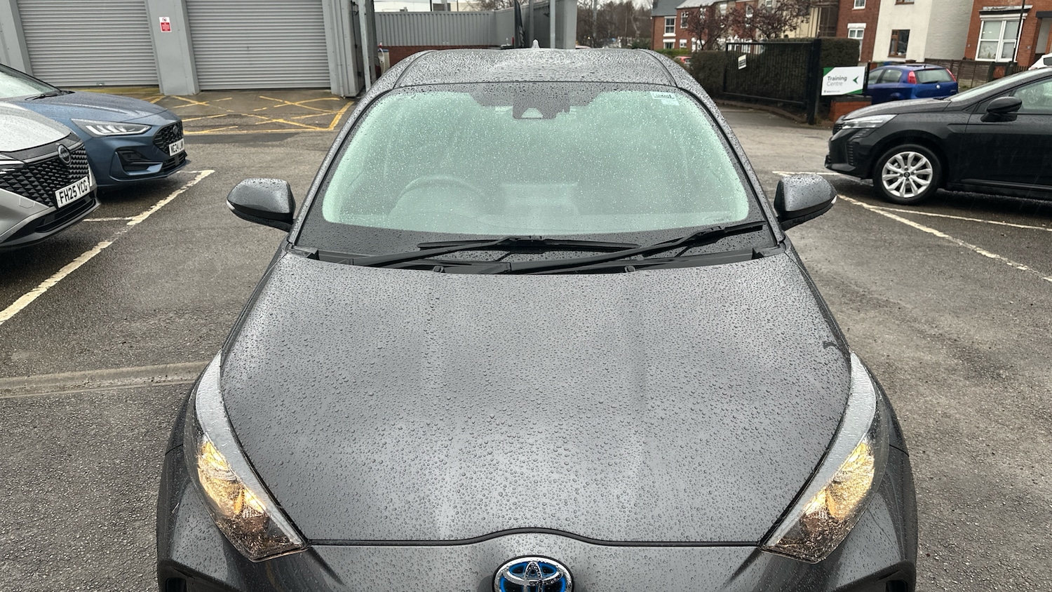 Used Toyota Yaris 2023 for sale - 77474612: Photo 40