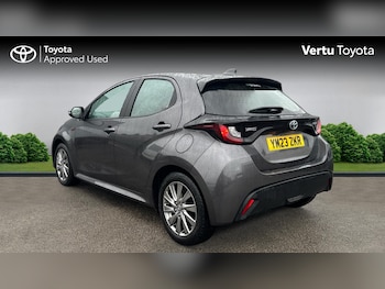 Used Toyota Yaris 2023 for sale - 77474612: Photo