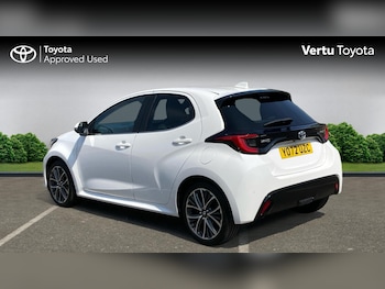 Used Toyota Yaris 2023 for sale - 79177451: Photo