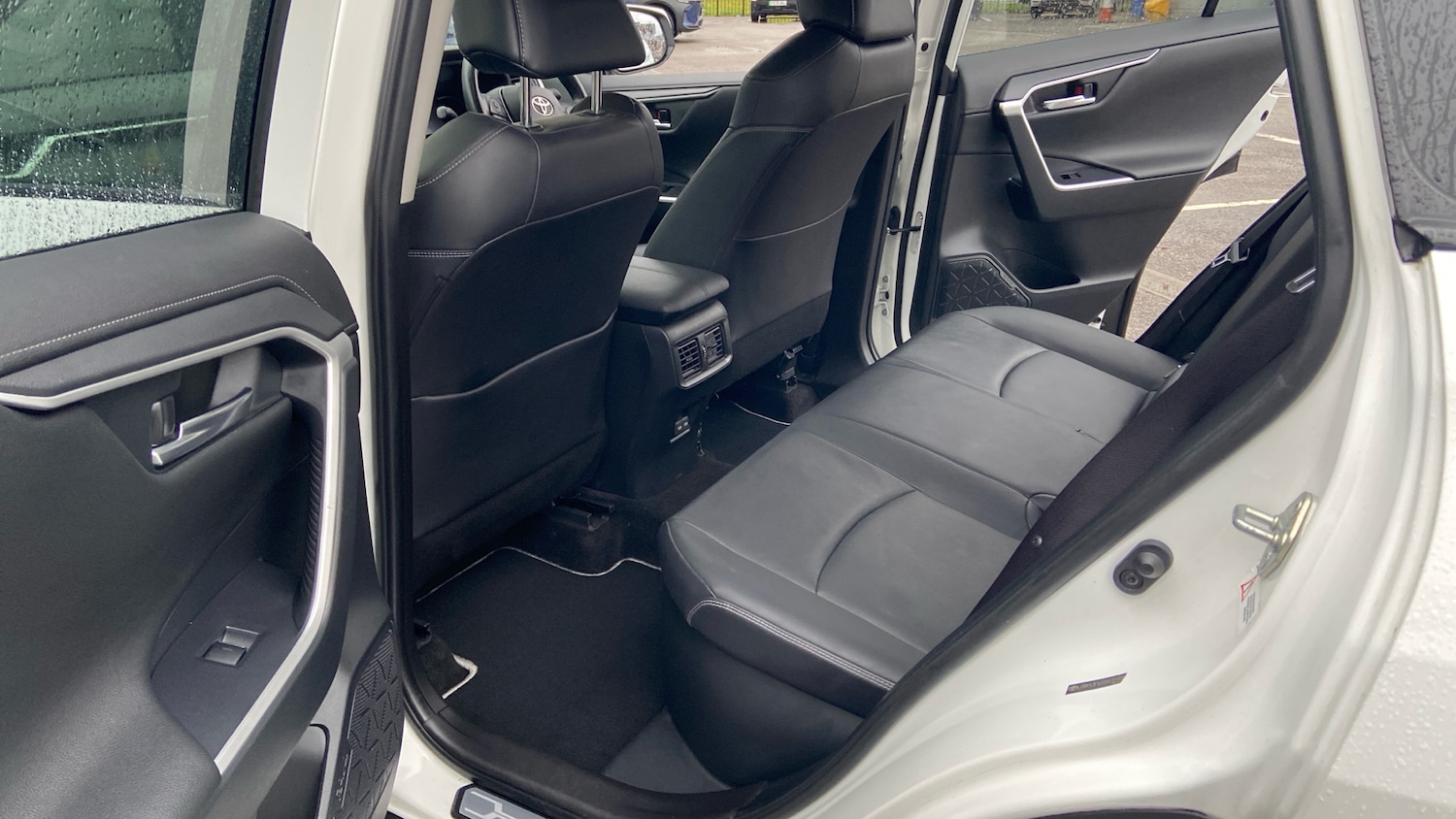 Used Toyota RAV4 2022 for sale - 77274738: Photo 12