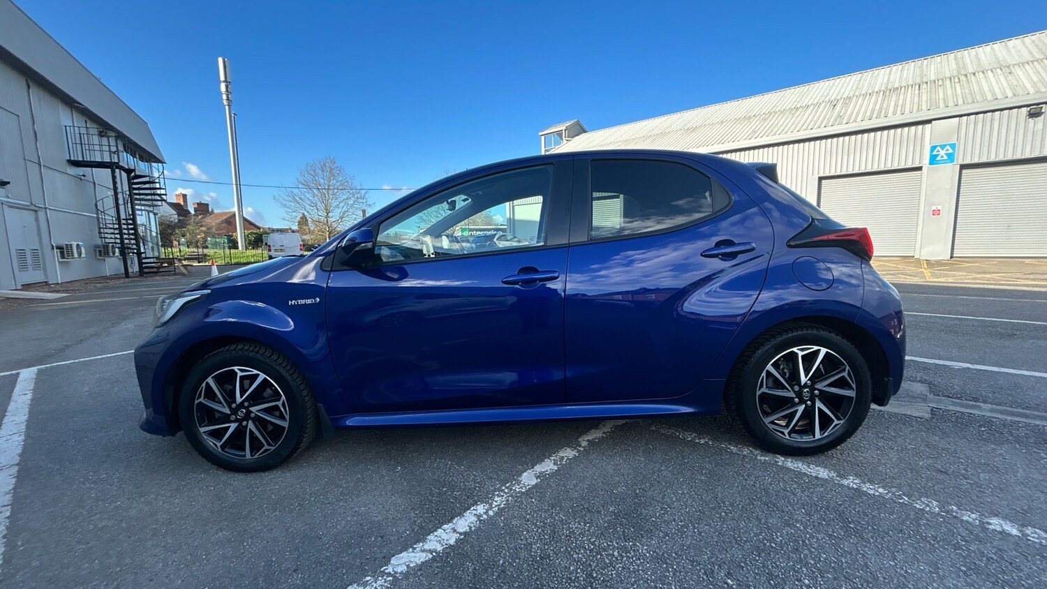 Used Toyota Yaris 2021 for sale - 77902859: Photo 17