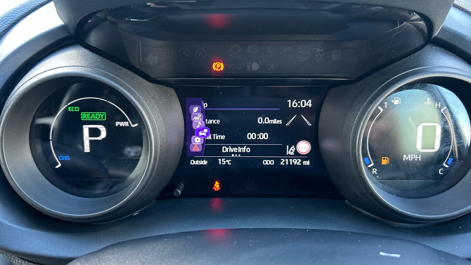 Used Toyota Yaris 2021 for sale - 77902859: Photo 28