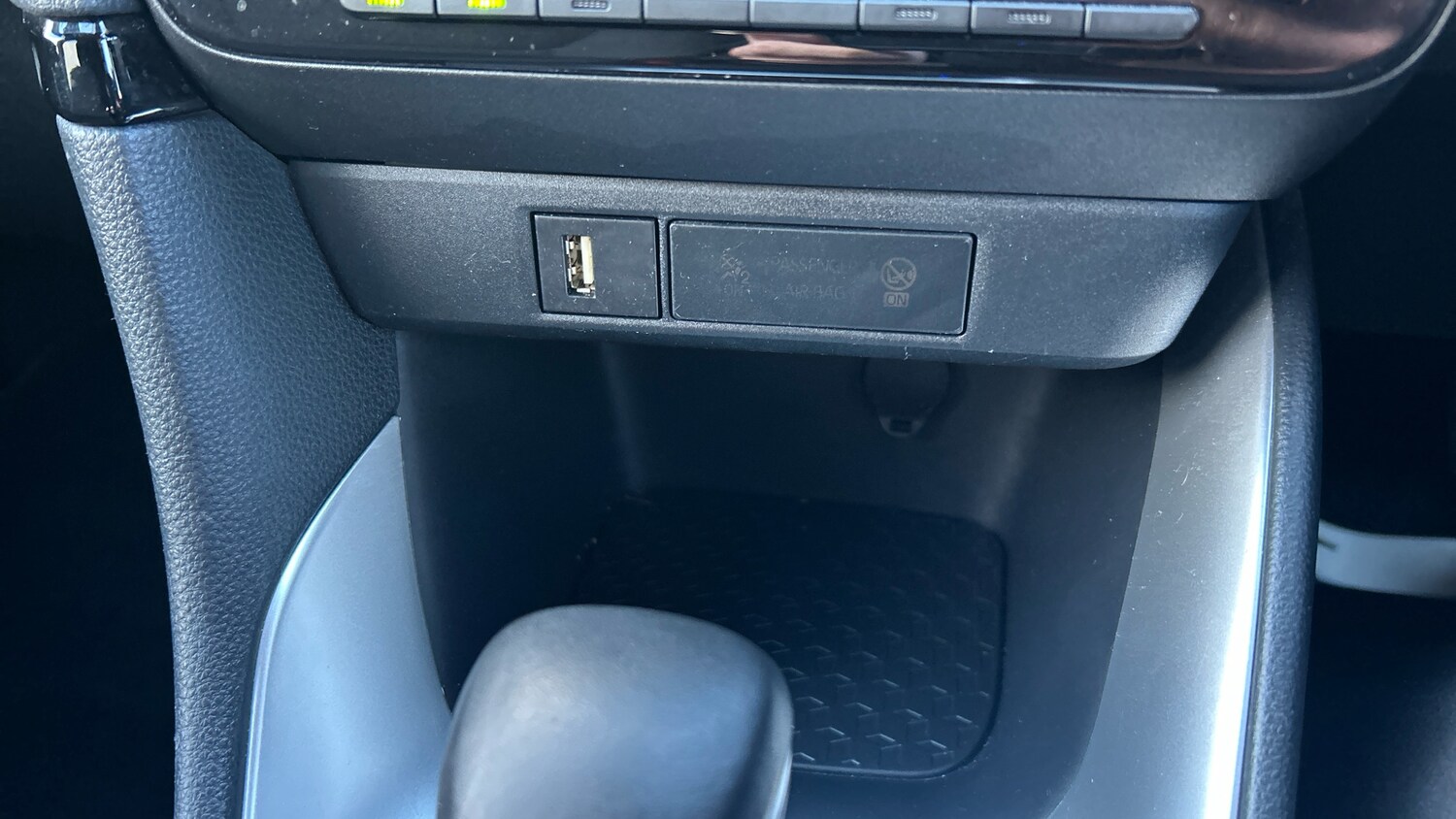 Used Toyota Yaris 2021 for sale - 77902859: Photo 36