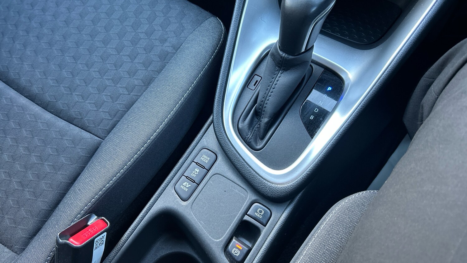 Used Toyota Yaris 2021 for sale - 77902859: Photo 37