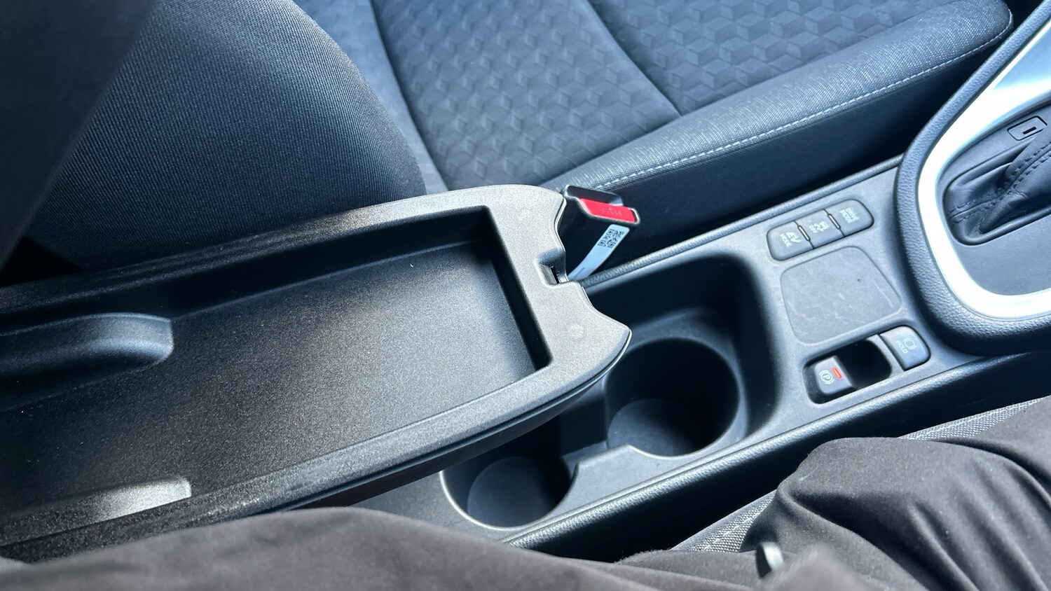 Used Toyota Yaris 2021 for sale - 77902859: Photo 38