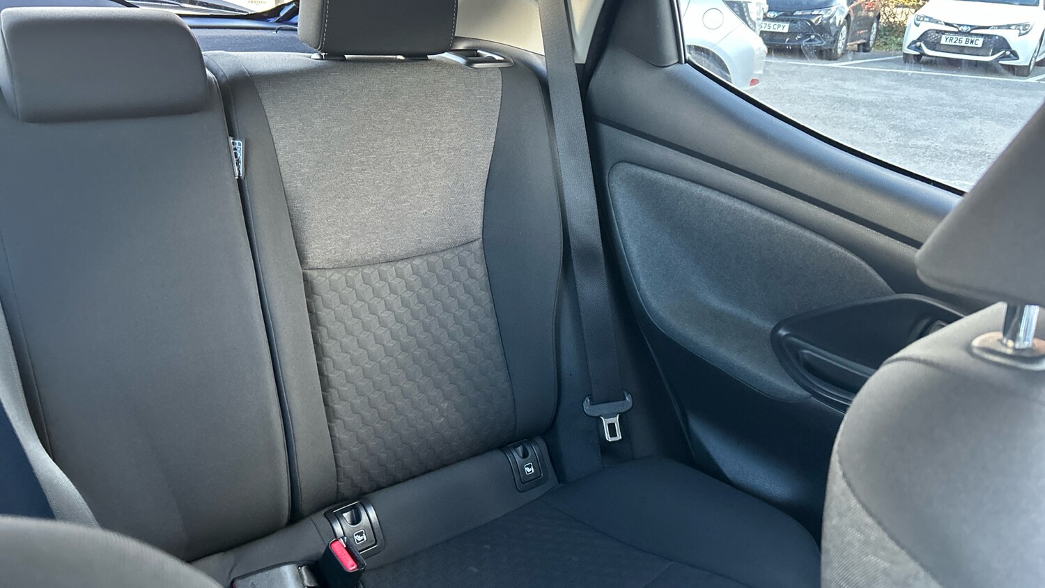 Used Toyota Yaris 2021 for sale - 77902859: Photo 40