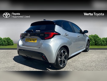 Used Toyota Yaris 2024 for sale - 79081466: Photo