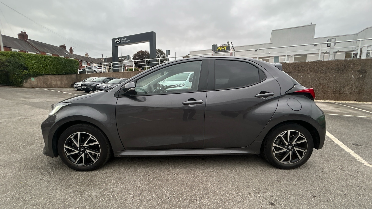 Used Toyota Yaris 2023 for sale - 76289102: Photo 17