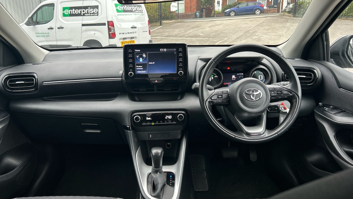 Used Toyota Yaris 2023 for sale - 76289102: Photo 5