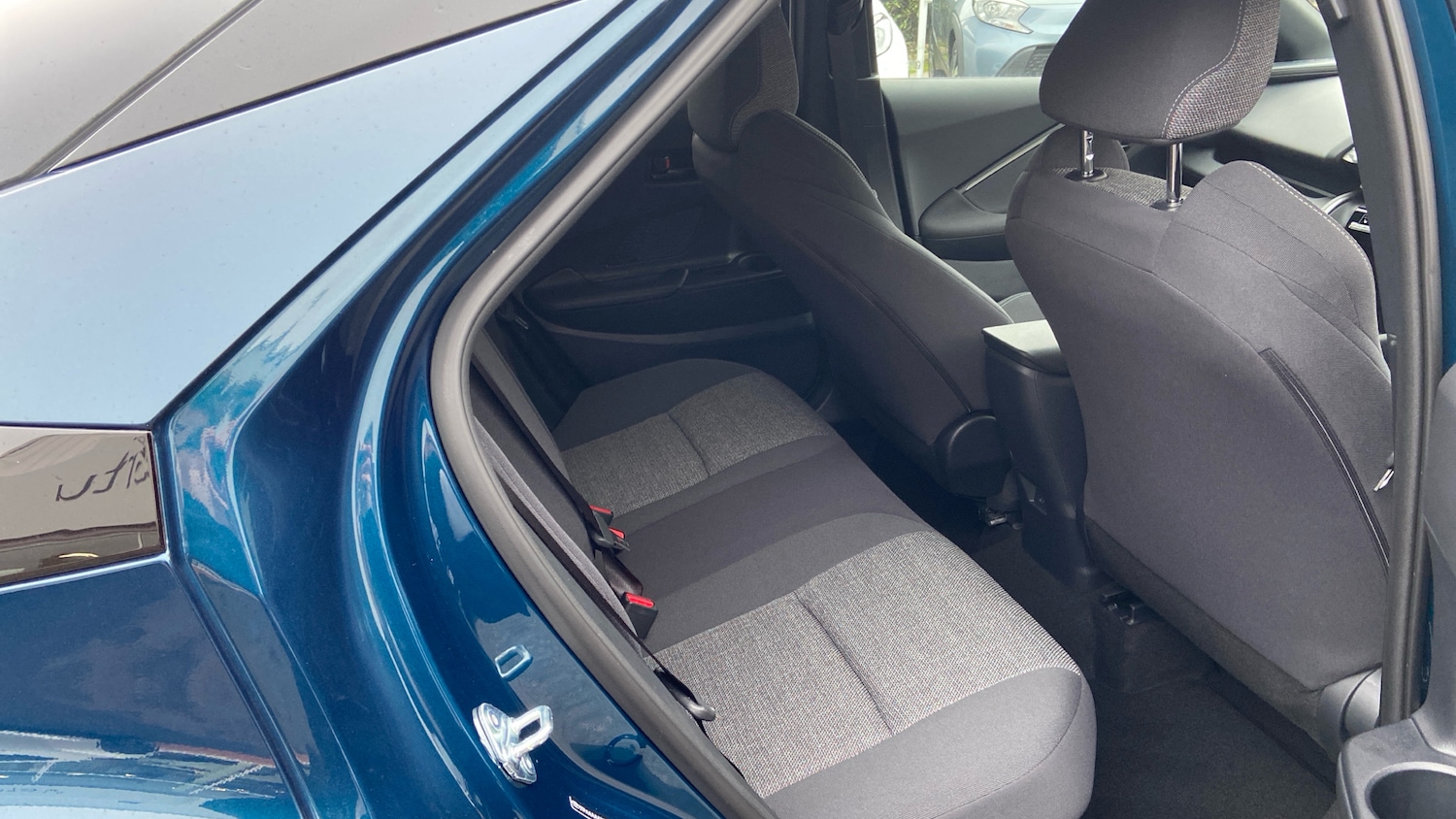 Used Toyota C-HR 2025 for sale - 78078769: Photo 12