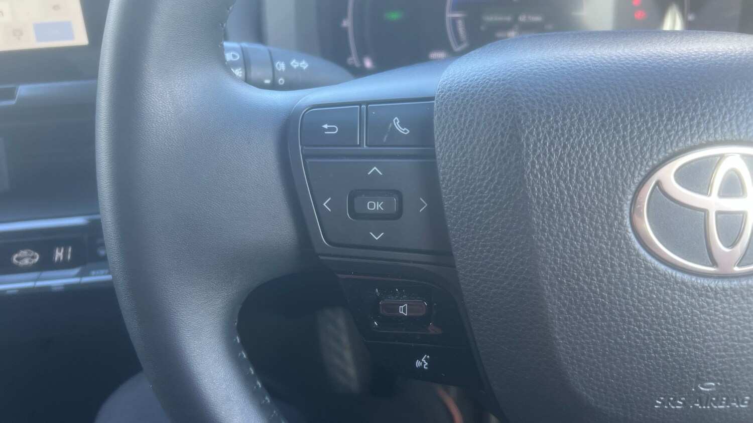 Used Toyota C-HR 2024 for sale - 78190907: Photo 23