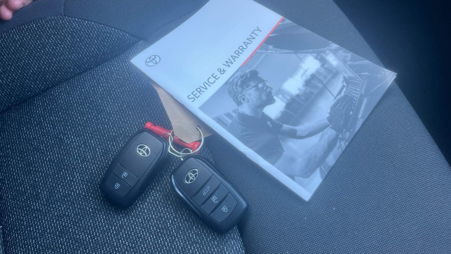 Used Toyota C-HR 2024 for sale - 78190907: Photo 30