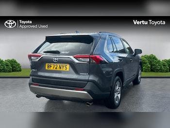 Used Toyota RAV4 2022 for sale - 76405150: Photo