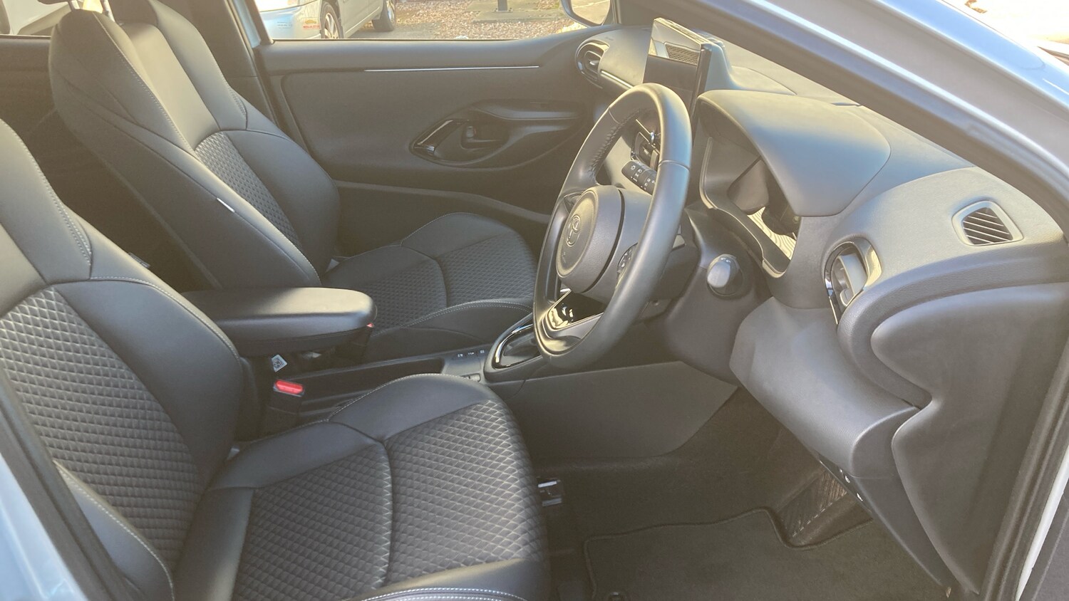 Used Toyota Yaris 2024 for sale - 78144200: Photo 12