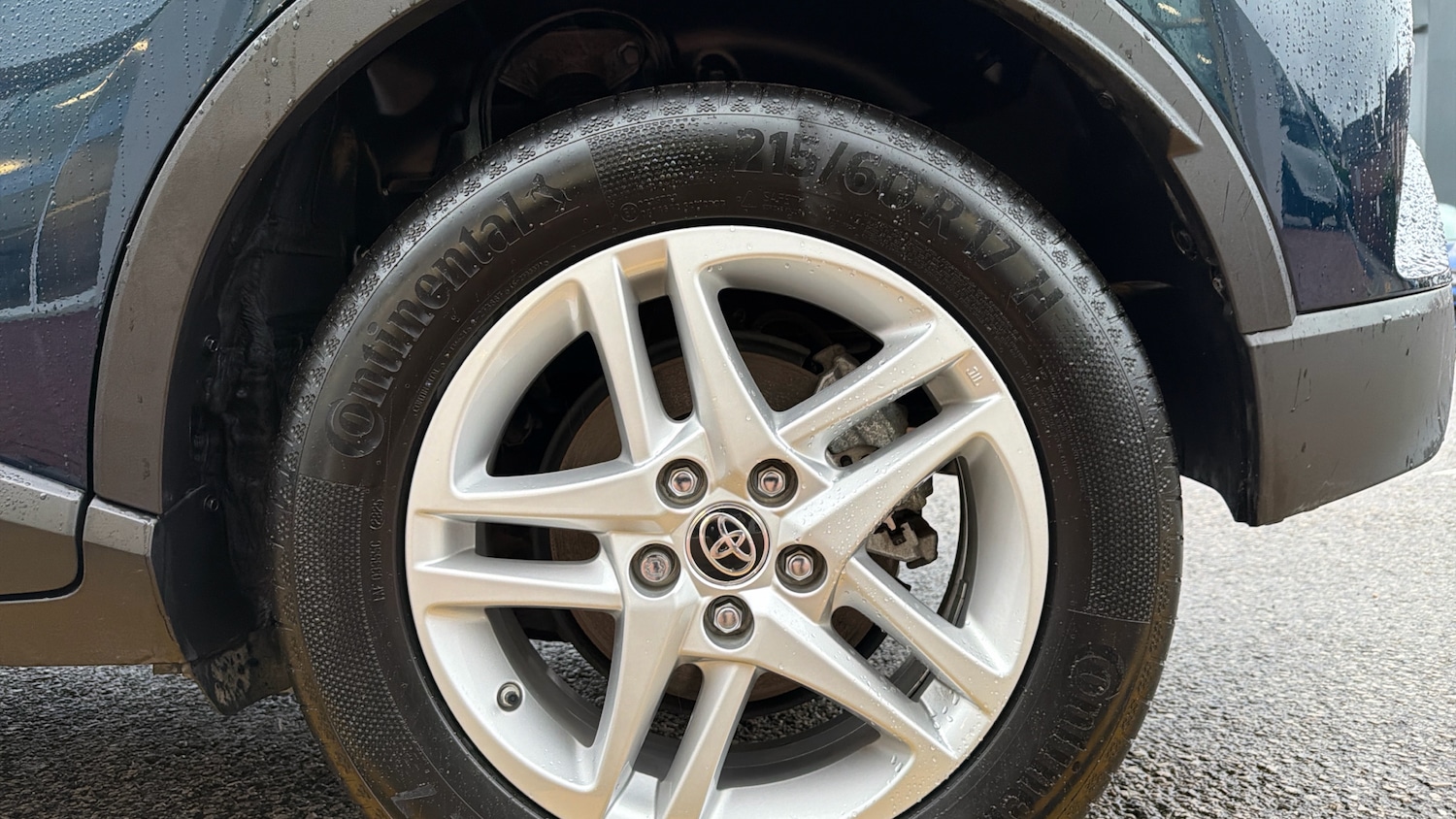 Used Toyota C-HR 2023 for sale - 76960649: Photo 18