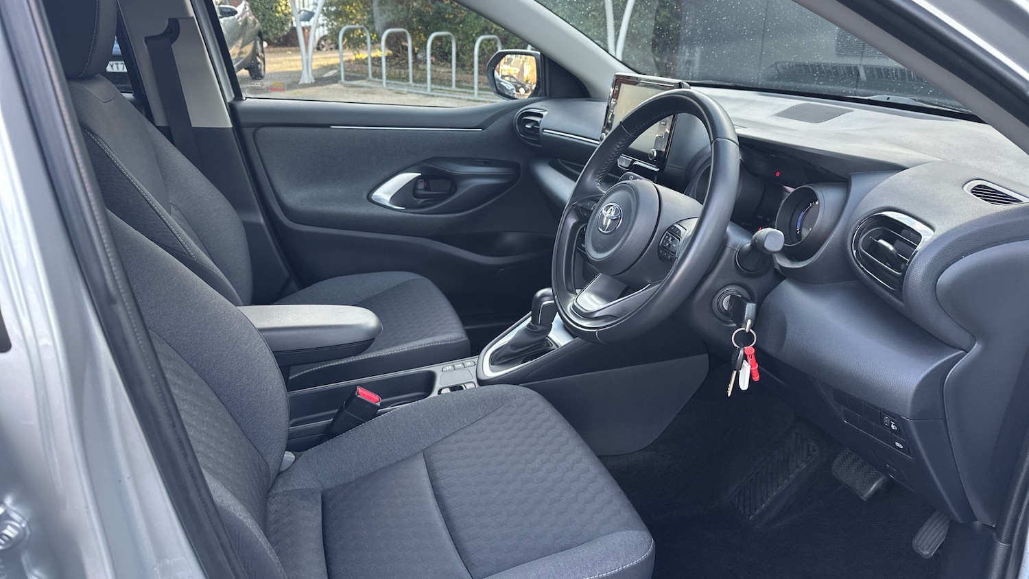 Used Toyota Yaris 2021 for sale - 76709965: Photo 11