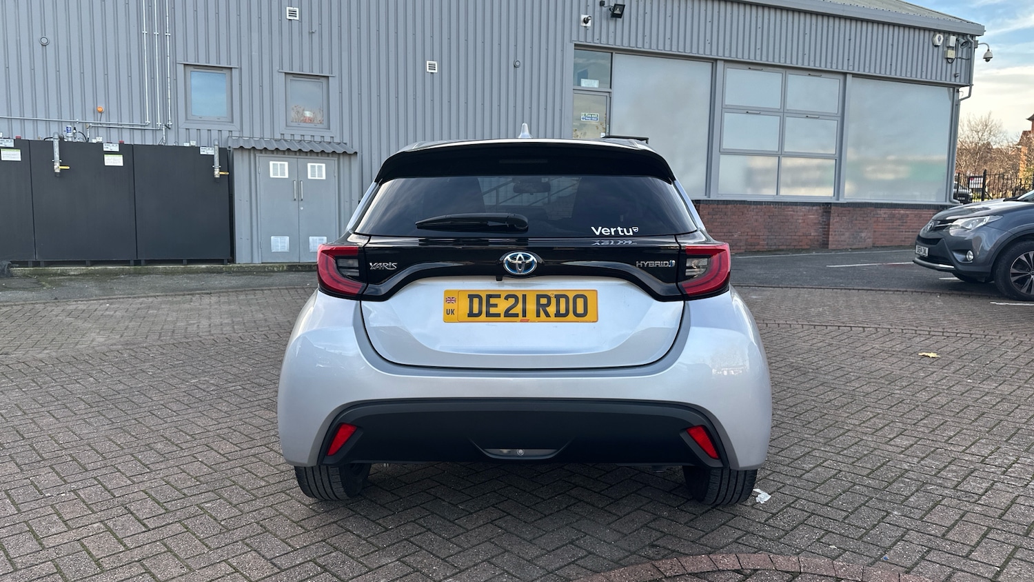 Used Toyota Yaris 2021 for sale - 76709965: Photo 19