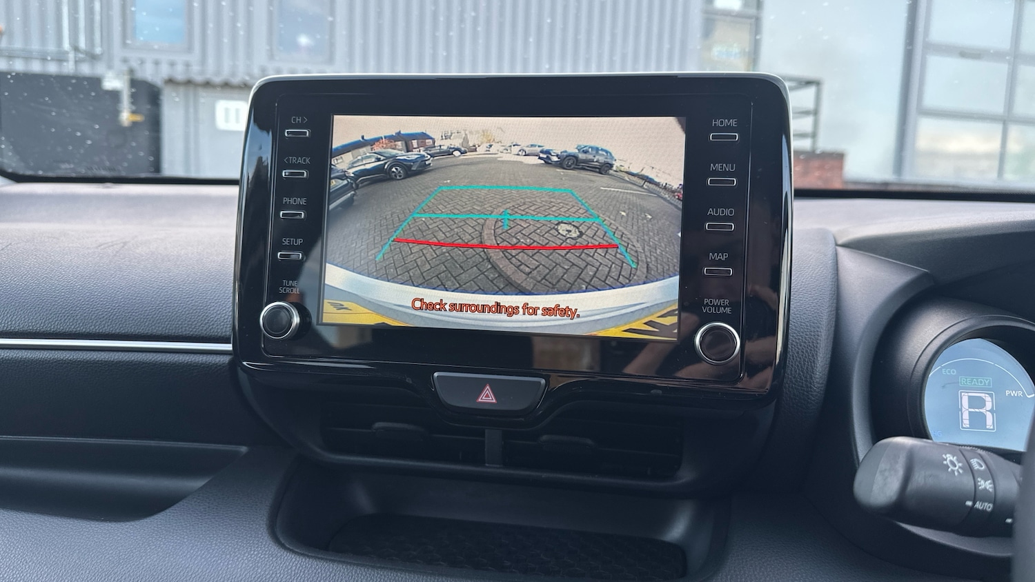 Used Toyota Yaris 2021 for sale - 76709965: Photo 24