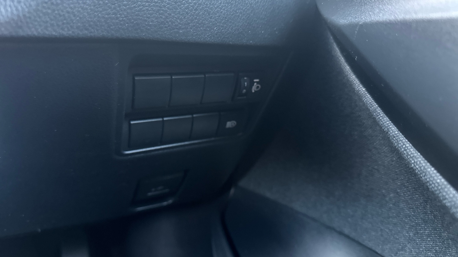 Used Toyota Yaris 2021 for sale - 76709965: Photo 28