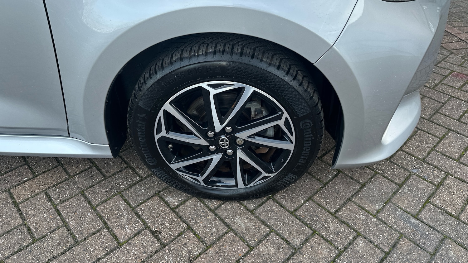 Used Toyota Yaris 2021 for sale - 76709965: Photo 32