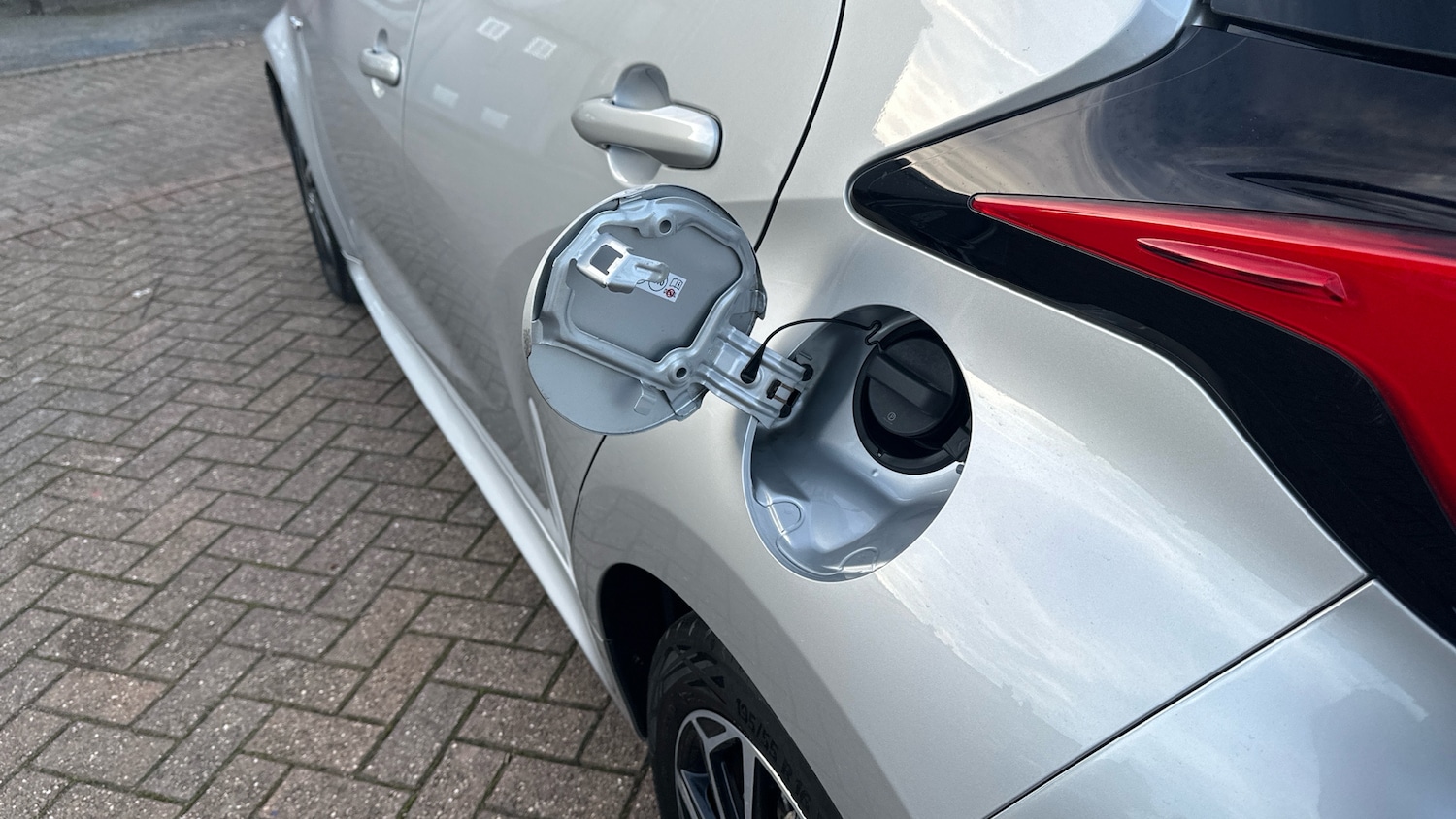 Used Toyota Yaris 2021 for sale - 76709965: Photo 35