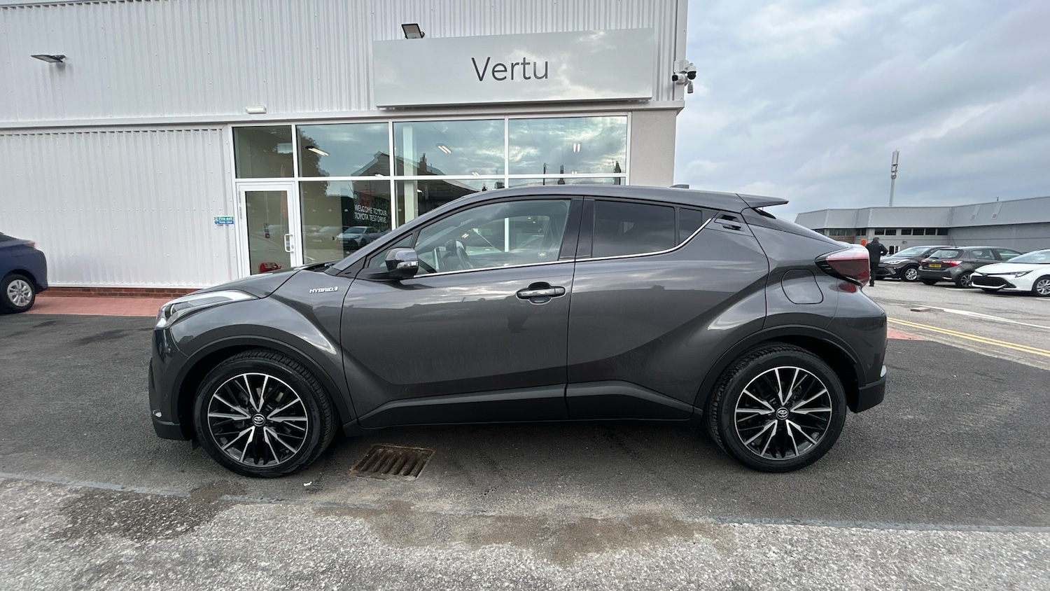 Used Toyota C-HR 2019 for sale - 76142344: Photo 17