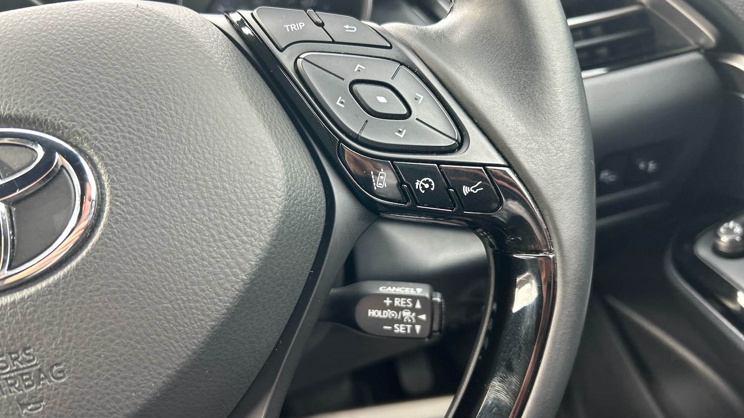 Used Toyota C-HR 2019 for sale - 76142344: Photo 26