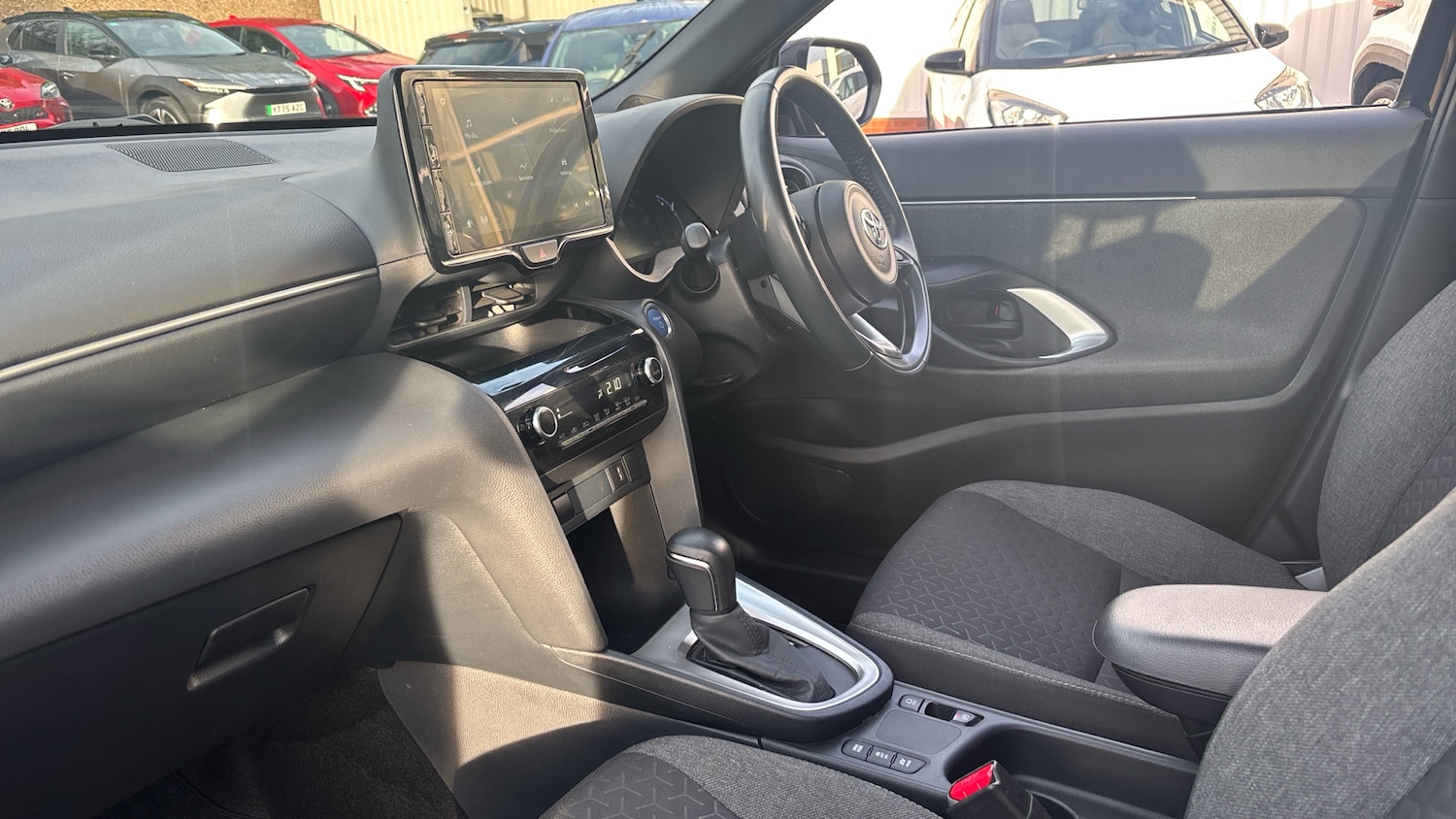 Used Toyota Yaris Cross 2022 for sale - 77643621: Photo 10