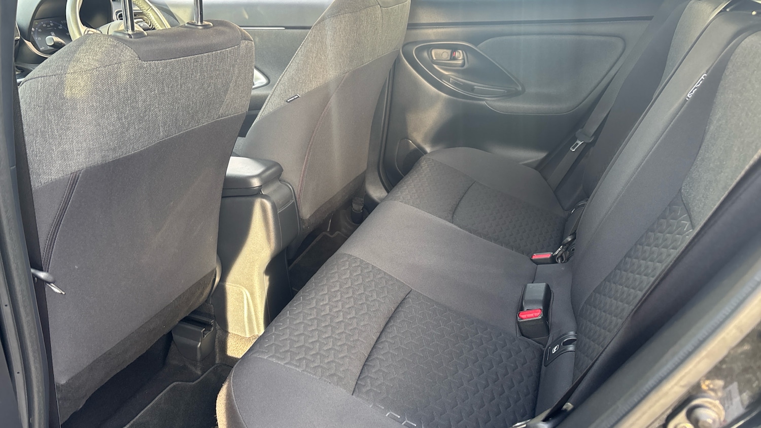 Used Toyota Yaris Cross 2022 for sale - 77643621: Photo 13