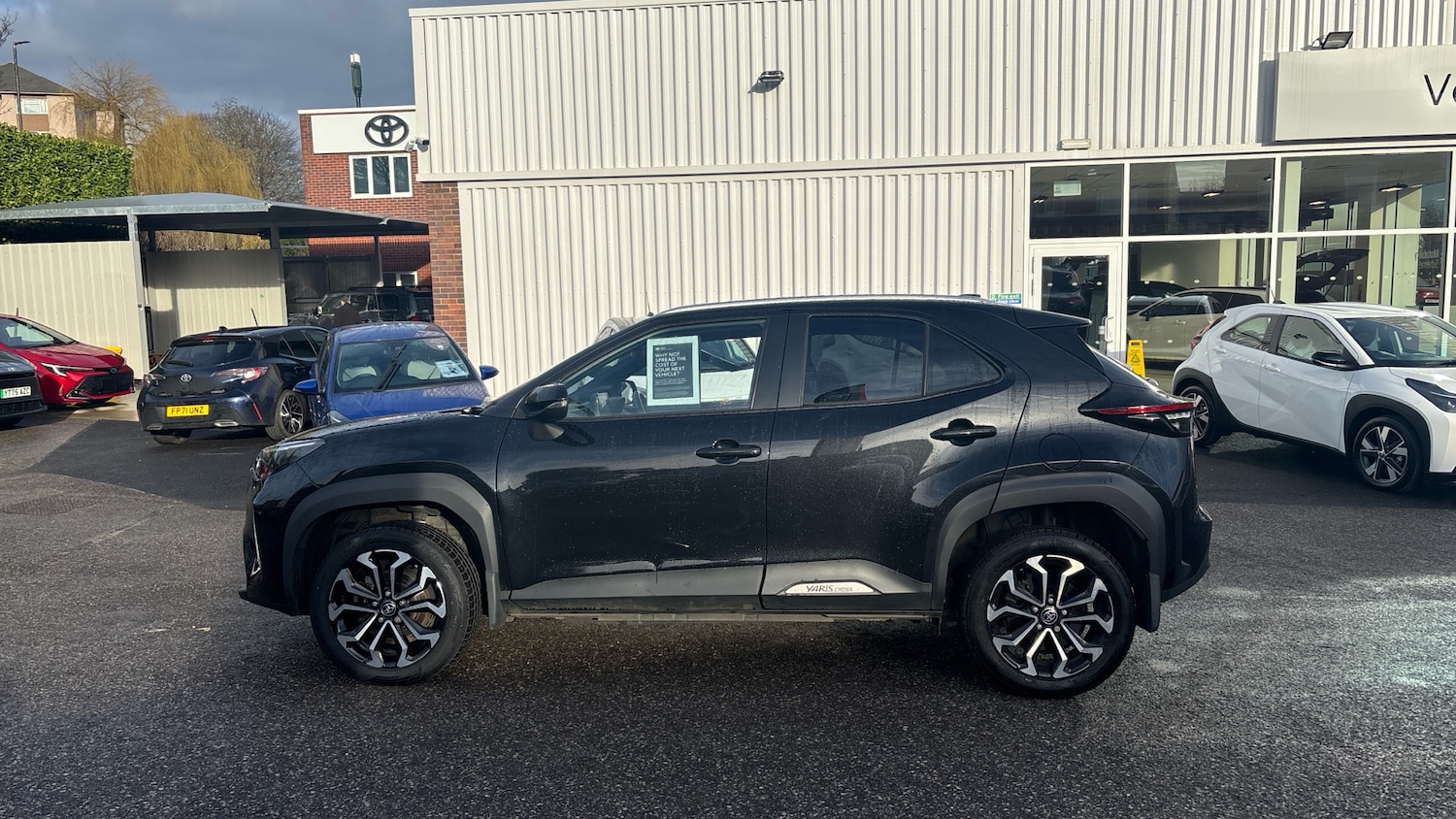 Used Toyota Yaris Cross 2022 for sale - 77643621: Photo 17