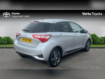 Used Toyota Yaris 2020 for sale - 76006636: Photo