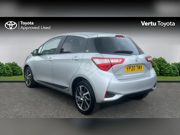 Used Toyota Yaris 2020 for sale - 76006636: Photo