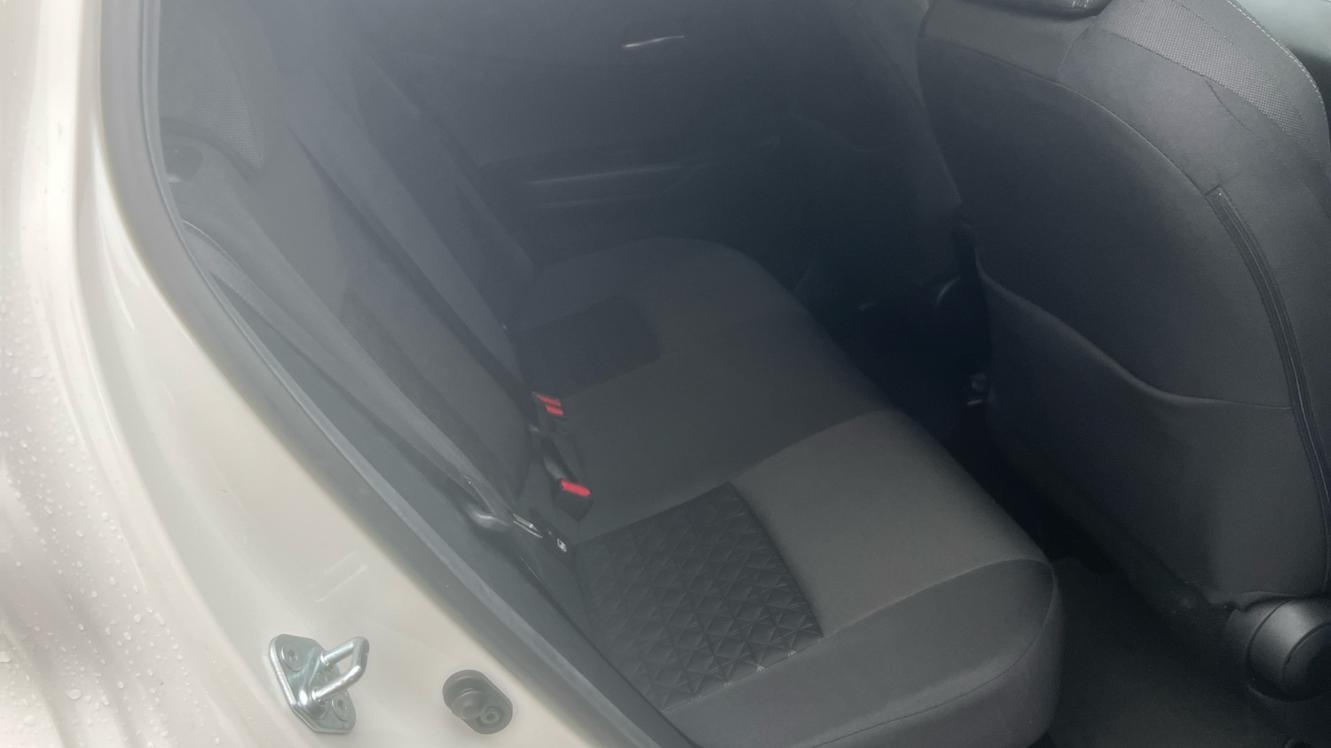 Used Toyota C-HR 2021 for sale - 76891626: Photo 12