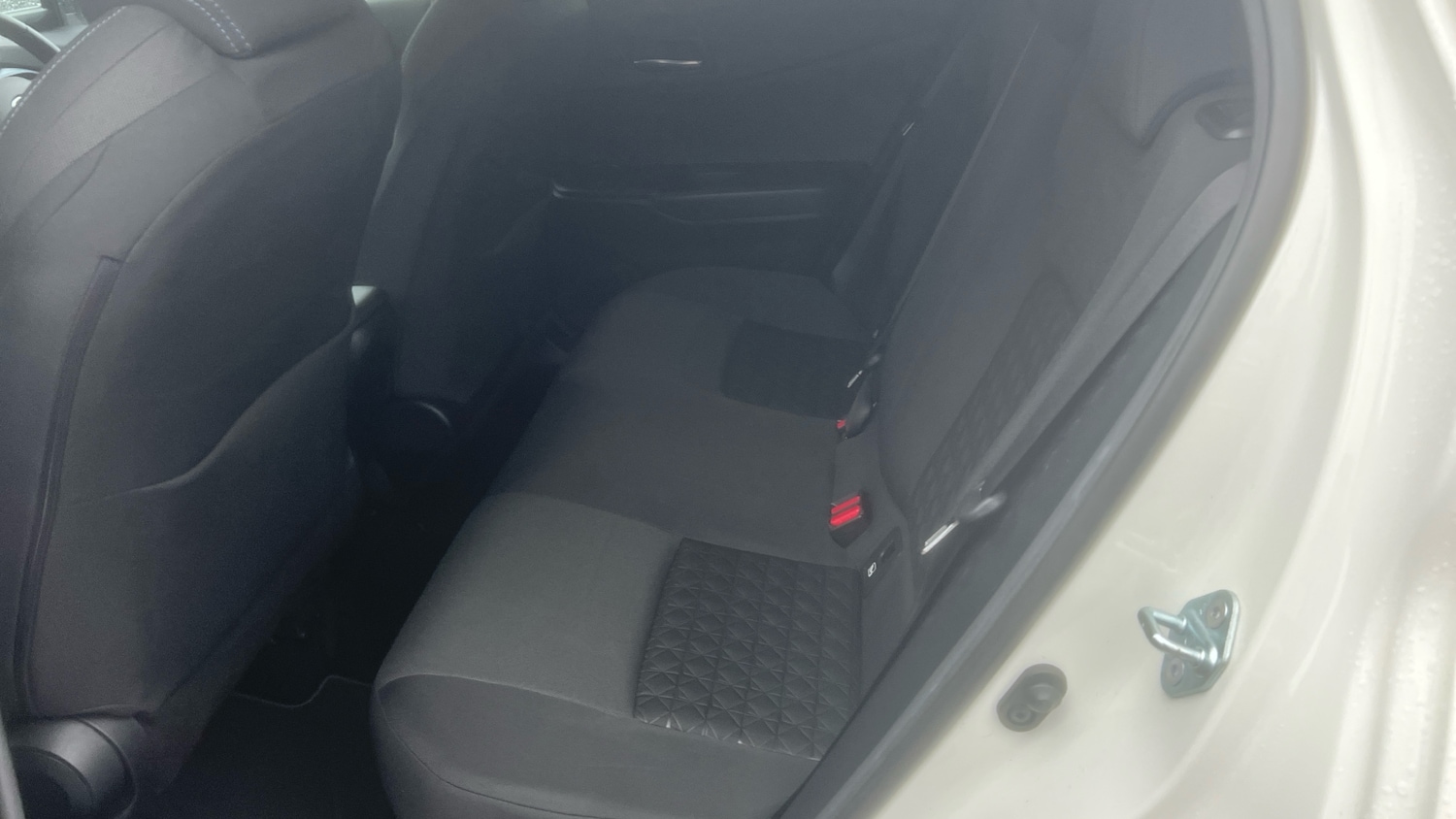 Used Toyota C-HR 2021 for sale - 76891626: Photo 13