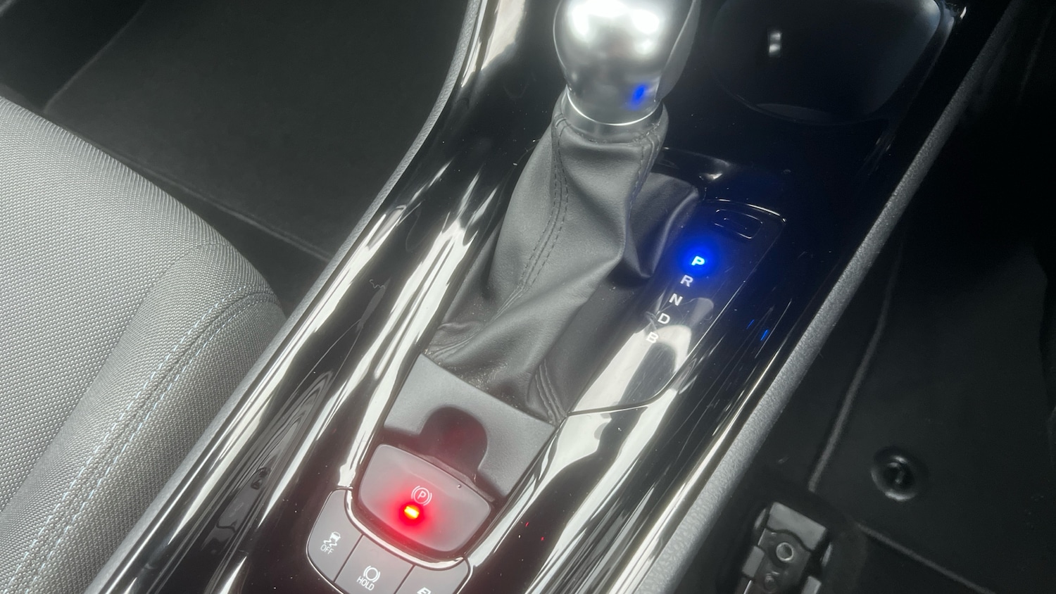 Used Toyota C-HR 2021 for sale - 76891626: Photo 38