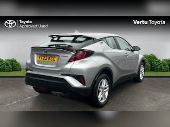 Used Toyota C-HR 2023 for sale - 76508031: Photo