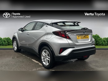 Used Toyota C-HR 2023 for sale - 76508031: Photo