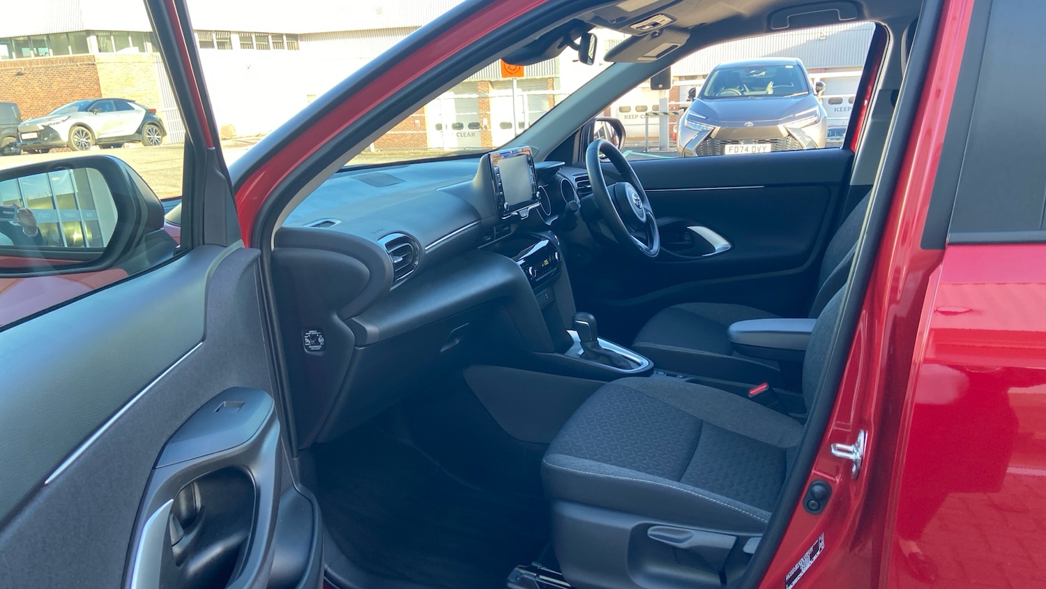 Used Toyota Yaris Cross 2024 for sale - 76924213: Photo 10