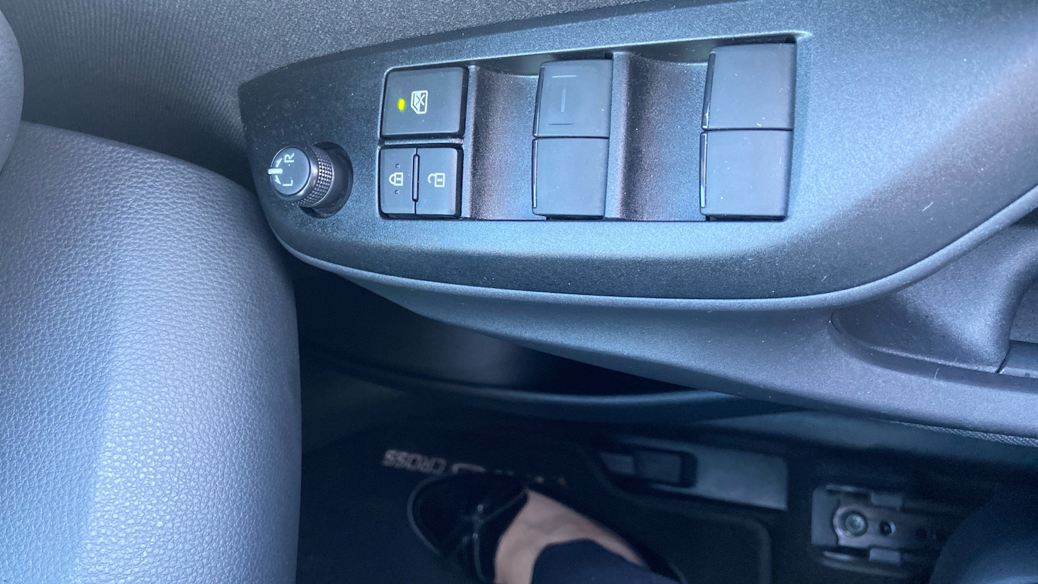 Used Toyota Yaris Cross 2024 for sale - 76924213: Photo 27