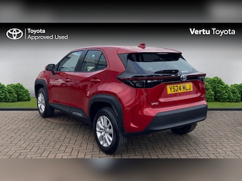 Used Toyota Yaris Cross 2024 for sale - 76924213: Photo