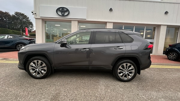 Used Toyota RAV4 2022 for sale - 76234625: Photo 17