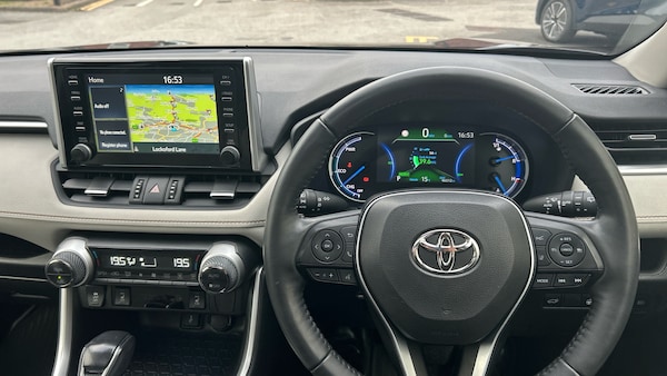 Used Toyota RAV4 2022 for sale - 76234625: Photo 5