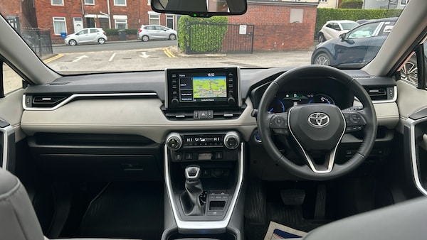 Used Toyota RAV4 2022 for sale - 76234625: Photo 6